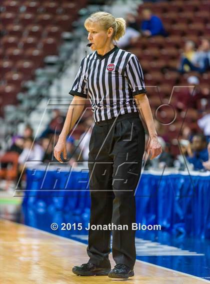 Thumbnail 3 in Thomaston vs Canton (CIAC Class S Final) photogallery.