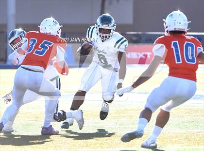 Thumbnail 3 in Graham-Kapowsin vs. Collins Hill (Geico Bowl) photogallery.