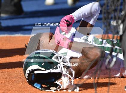 Thumbnail 1 in Graham-Kapowsin vs. Collins Hill (Geico Bowl) photogallery.
