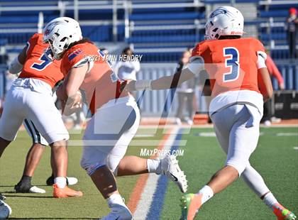 Thumbnail 2 in Graham-Kapowsin vs. Collins Hill (Geico Bowl) photogallery.