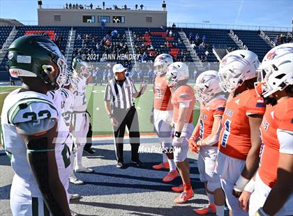 Thumbnail 3 in Graham-Kapowsin vs. Collins Hill (Geico Bowl) photogallery.
