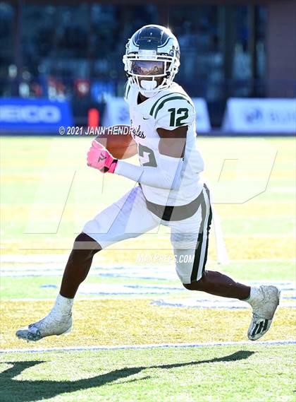Thumbnail 1 in Graham-Kapowsin vs. Collins Hill (Geico Bowl) photogallery.