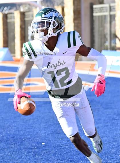 Thumbnail 2 in Graham-Kapowsin vs. Collins Hill (Geico Bowl) photogallery.