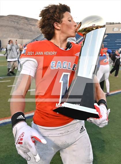Thumbnail 2 in Graham-Kapowsin vs. Collins Hill (Geico Bowl) photogallery.