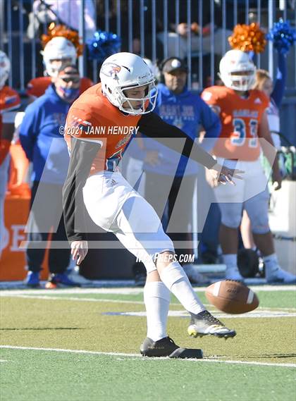 Thumbnail 3 in Graham-Kapowsin vs. Collins Hill (Geico Bowl) photogallery.