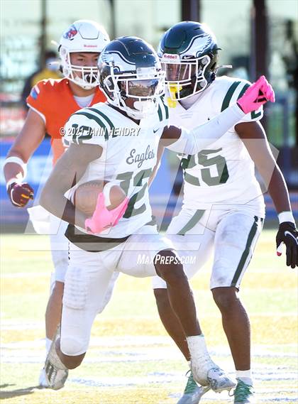 Thumbnail 1 in Graham-Kapowsin vs. Collins Hill (Geico Bowl) photogallery.
