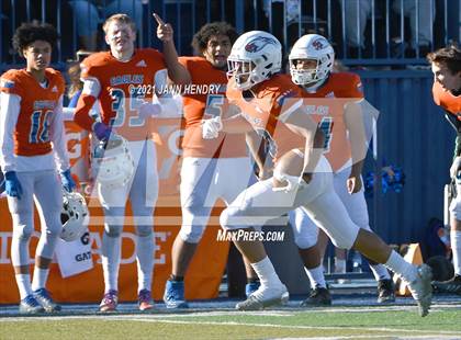 Thumbnail 3 in Graham-Kapowsin vs. Collins Hill (Geico Bowl) photogallery.