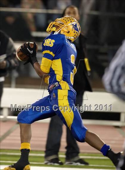 Thumbnail 2 in Grant vs. Folsom (CIF SJS D2 Final) photogallery.