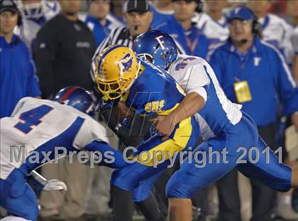 Thumbnail 3 in Grant vs. Folsom (CIF SJS D2 Final) photogallery.