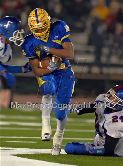 Thumbnail 2 in Grant vs. Folsom (CIF SJS D2 Final) photogallery.