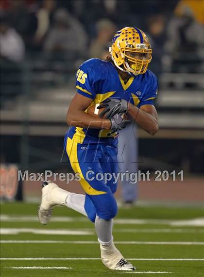 Thumbnail 3 in Grant vs. Folsom (CIF SJS D2 Final) photogallery.