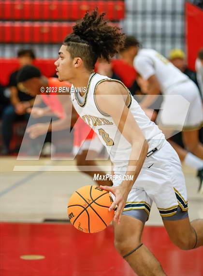 Thumbnail 2 in Oxford vs. Calhoun City (War Eagle Classic) photogallery.