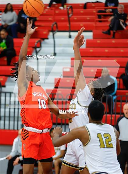Thumbnail 2 in Oxford vs. Calhoun City (War Eagle Classic) photogallery.