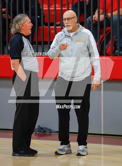 Thumbnail 3 in Oxford vs. Calhoun City (War Eagle Classic) photogallery.