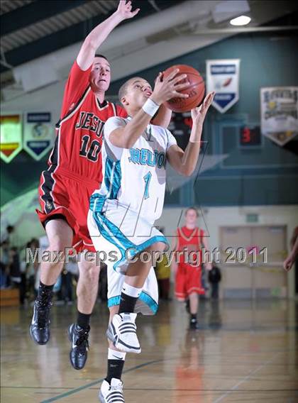 Thumbnail 3 in Sheldon vs Jesuit photogallery.