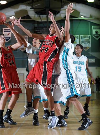 Thumbnail 3 in Sheldon vs Jesuit photogallery.