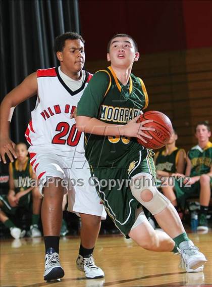Thumbnail 1 in Central vs. Palm Springs (MaxPreps Holiday Classic) photogallery.