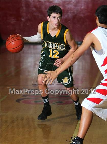 Thumbnail 3 in Central vs. Palm Springs (MaxPreps Holiday Classic) photogallery.