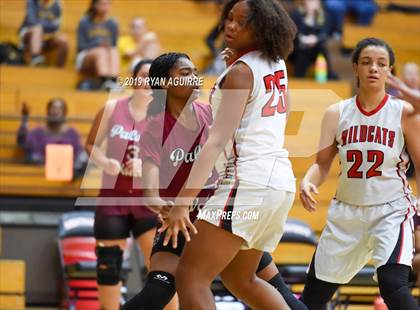 Thumbnail 3 in Paloma Valley vs. Redlands East Valley photogallery.