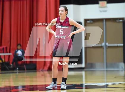 Thumbnail 2 in Paloma Valley vs. Redlands East Valley photogallery.