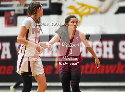 Thumbnail 1 in Paloma Valley vs. Redlands East Valley photogallery.