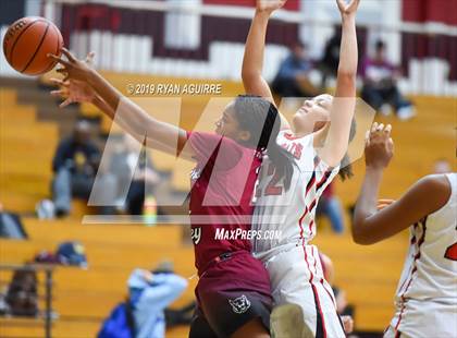 Thumbnail 1 in Paloma Valley vs. Redlands East Valley photogallery.