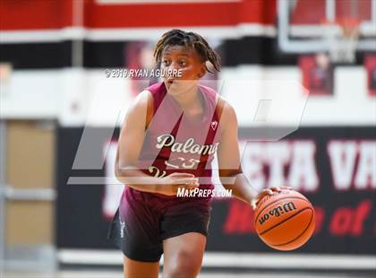 Thumbnail 2 in Paloma Valley vs. Redlands East Valley photogallery.