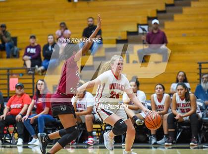 Thumbnail 1 in Paloma Valley vs. Redlands East Valley photogallery.