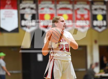 Thumbnail 1 in Paloma Valley vs. Redlands East Valley photogallery.