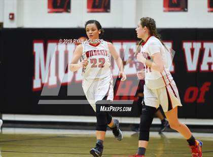 Thumbnail 1 in Paloma Valley vs. Redlands East Valley photogallery.