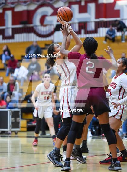 Thumbnail 1 in Paloma Valley vs. Redlands East Valley photogallery.