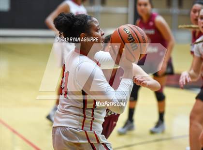 Thumbnail 1 in Paloma Valley vs. Redlands East Valley photogallery.