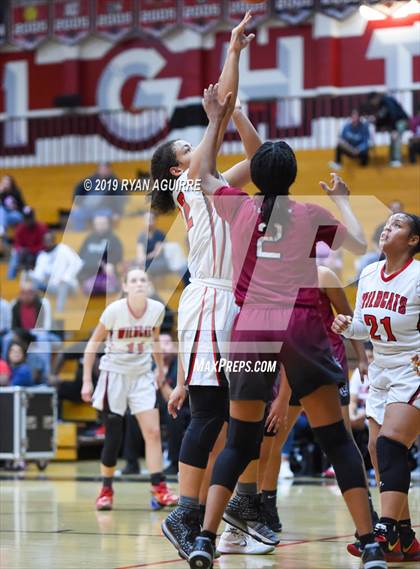 Thumbnail 2 in Paloma Valley vs. Redlands East Valley photogallery.