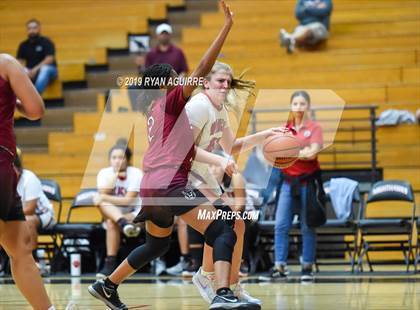 Thumbnail 2 in Paloma Valley vs. Redlands East Valley photogallery.