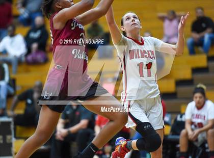 Thumbnail 1 in Paloma Valley vs. Redlands East Valley photogallery.