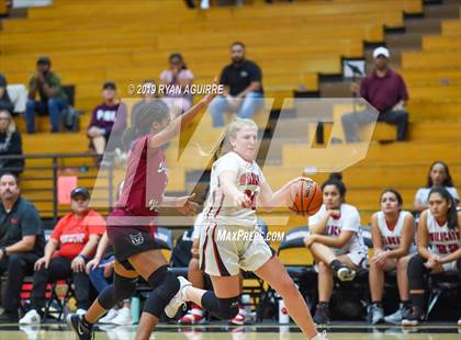 Thumbnail 3 in Paloma Valley vs. Redlands East Valley photogallery.