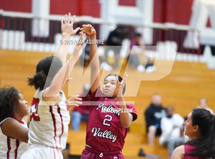Thumbnail 3 in Paloma Valley vs. Redlands East Valley photogallery.