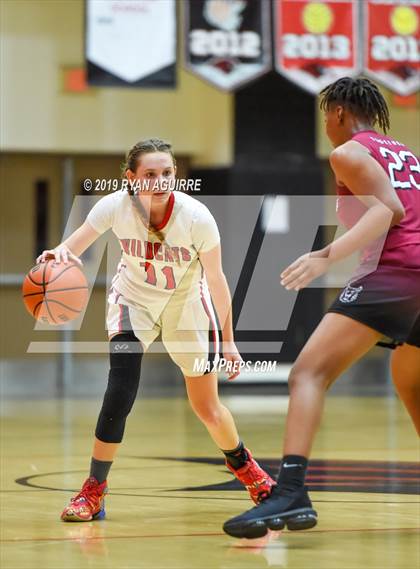 Thumbnail 1 in Paloma Valley vs. Redlands East Valley photogallery.