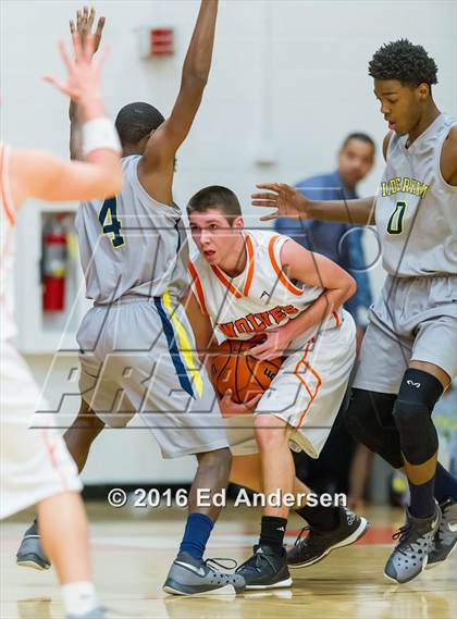 Thumbnail 1 in Inderkum @ Woodland photogallery.