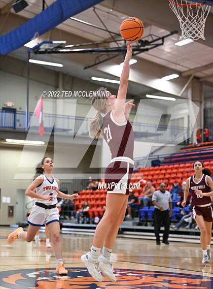 Thumbnail 3 in Two Rivers vs Perryville  photogallery.