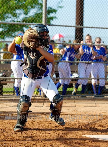 Thumbnail 2 in MacArthur vs East Meadow (Section 8 Class AA Final - Game 1) photogallery.