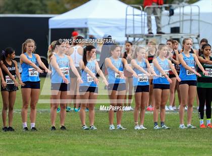 Thumbnail 1 in UIL 4A Girls Cross Country State Final photogallery.