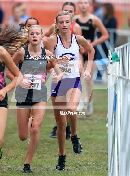 Thumbnail 2 in UIL 4A Girls Cross Country State Final photogallery.