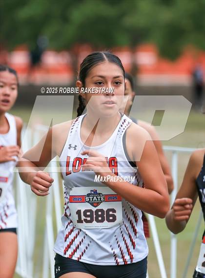 Thumbnail 2 in UIL 4A Girls Cross Country State Final photogallery.