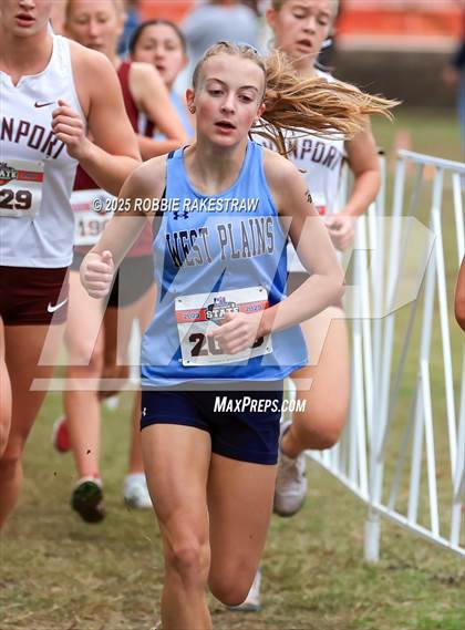 Thumbnail 3 in UIL 4A Girls Cross Country State Final photogallery.