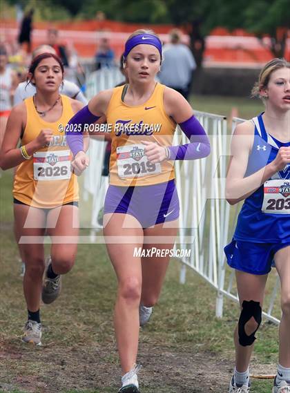 Thumbnail 3 in UIL 4A Girls Cross Country State Final photogallery.