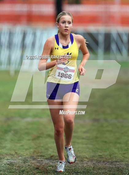 Thumbnail 2 in UIL 4A Girls Cross Country State Final photogallery.