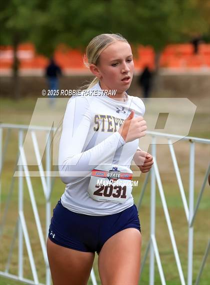 Thumbnail 1 in UIL 4A Girls Cross Country State Final photogallery.