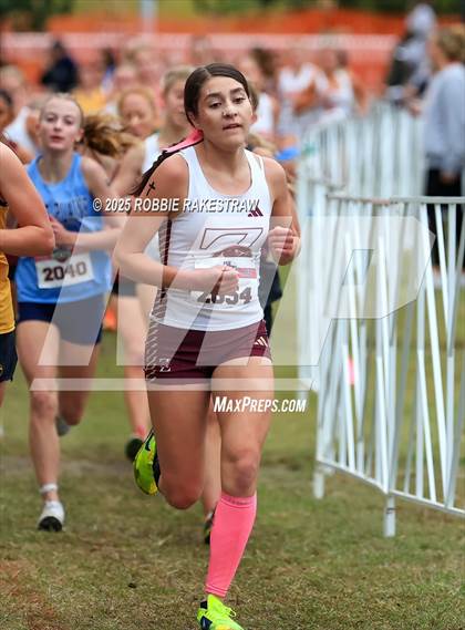 Thumbnail 2 in UIL 4A Girls Cross Country State Final photogallery.