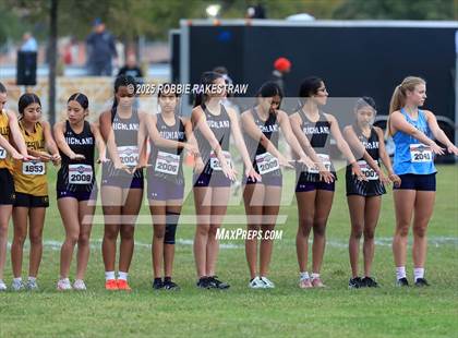 Thumbnail 2 in UIL 4A Girls Cross Country State Final photogallery.